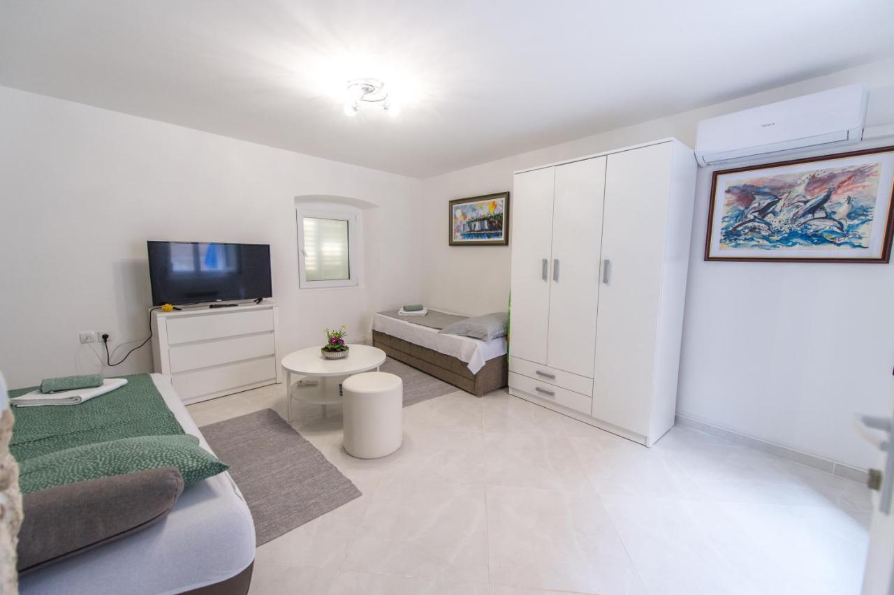 La Casa Di Pietra Apartment Krk Luaran gambar